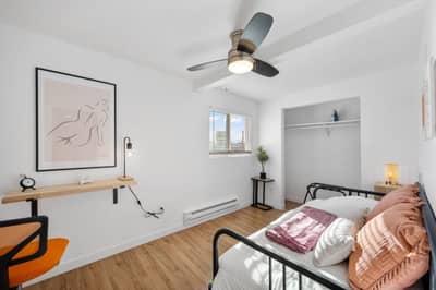 904 E 5th · Apartment 4 — photo 4
